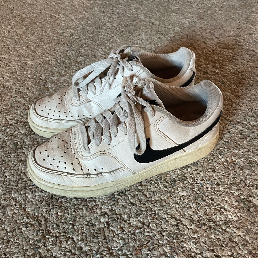 Nike White and Gray Sneakers